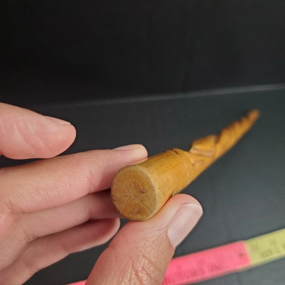 Wood‎ Spiral Carved Snake Wand 18